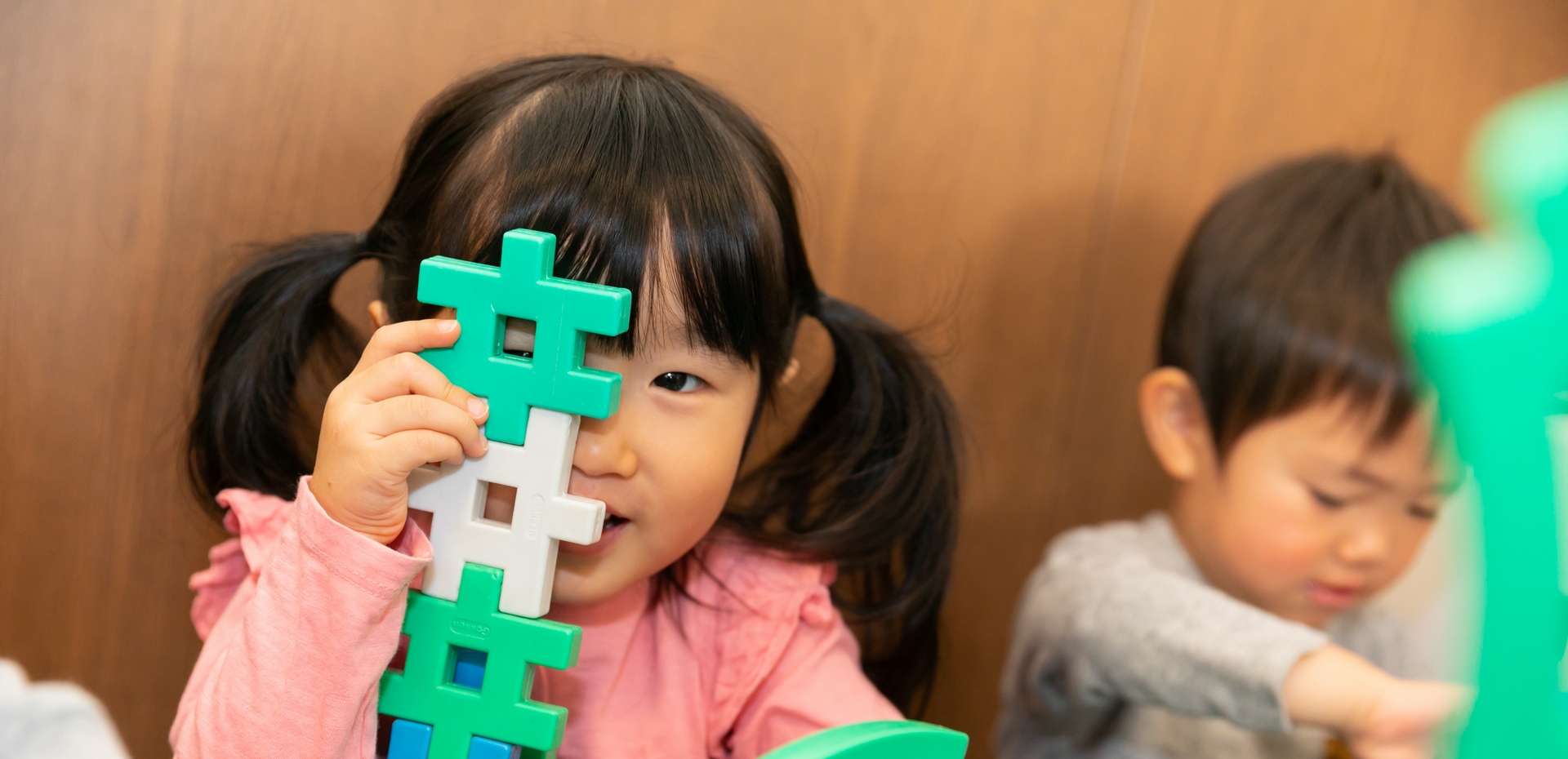 もりのこ 川崎もりのこ保育園 – JR川崎駅から徒歩4分、「こどもの森